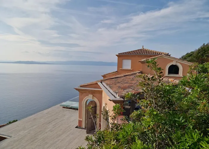 Gasthuis Heliade -ile Du Levant Hyères